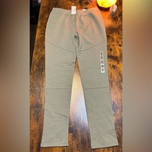 The children’s place safe green legging size XL 14